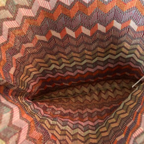 DE LA MUR Large Tote Bag Colorful Chevron Pattern Made in Barcelona, Spain NWT - Picture 3 of 3